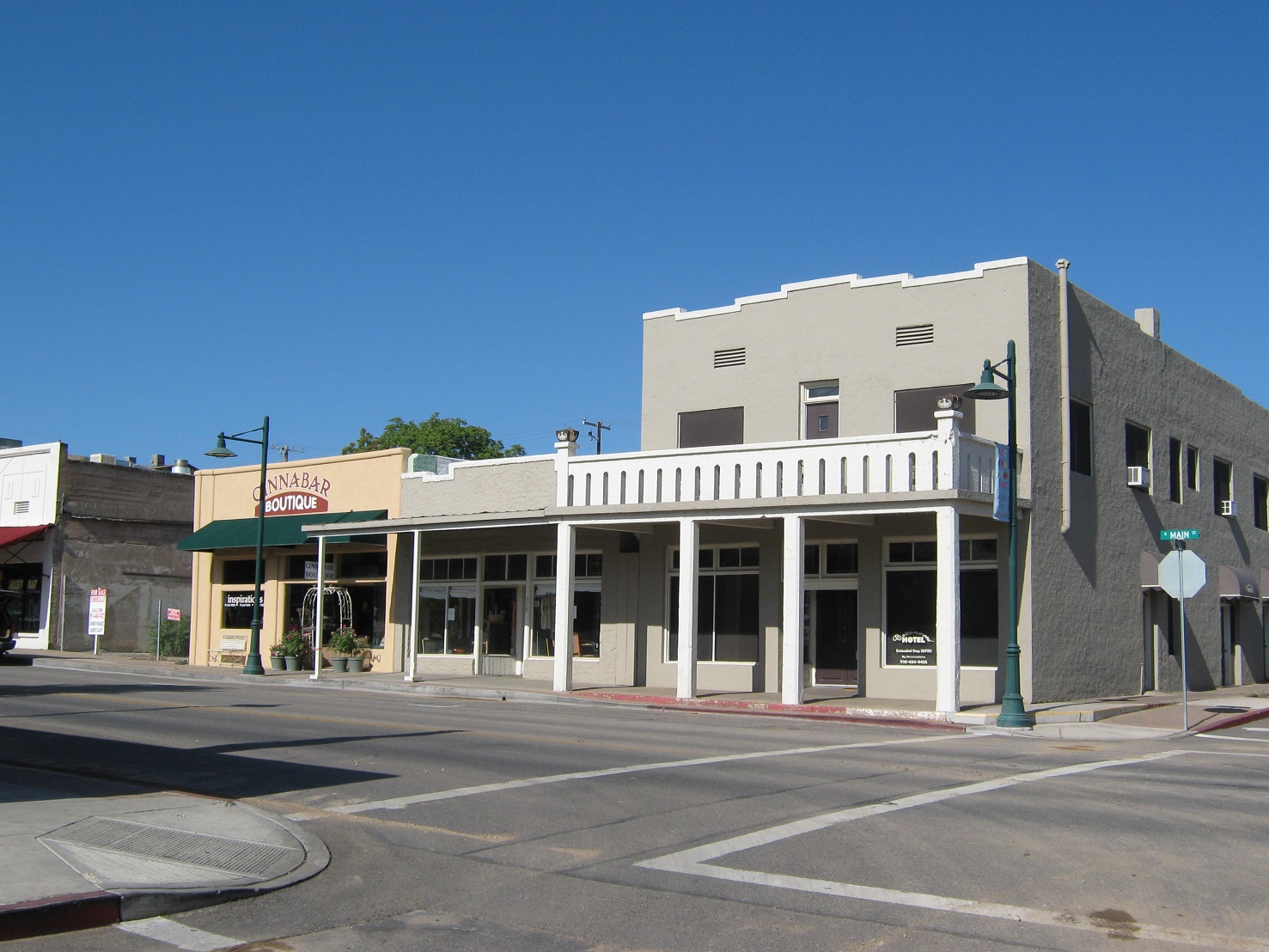 The cottonwood hotel